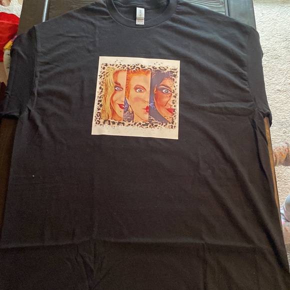 Hocus Pocus Leopard Tee - Picture 3 of 4